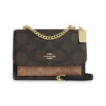 Cartera Coach
