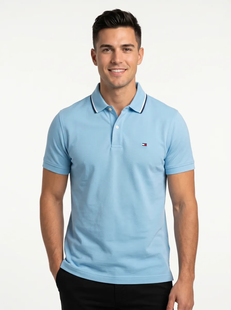 Fotografía_de_estudio_profesional_de_202605251842 Camisero Tommy - Imagen 1