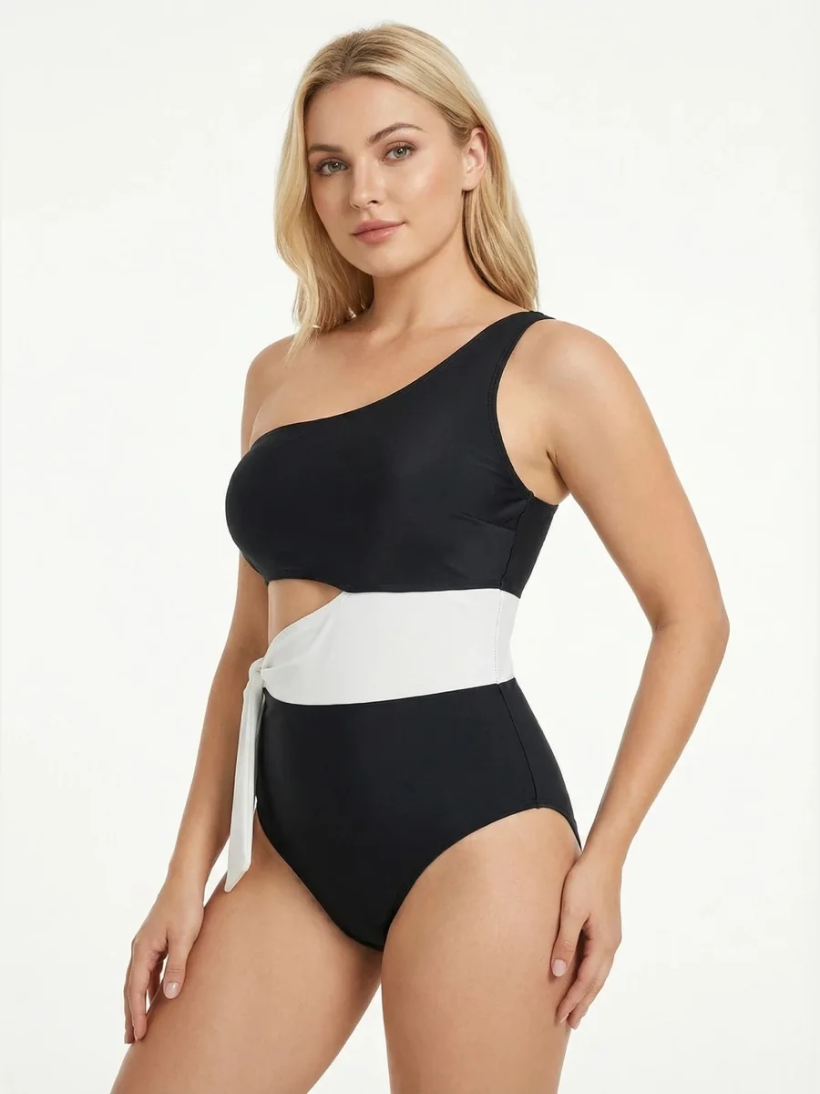 Traje de baño negro y blanco de un hombro Traje de baño negro y blanco de un hombro