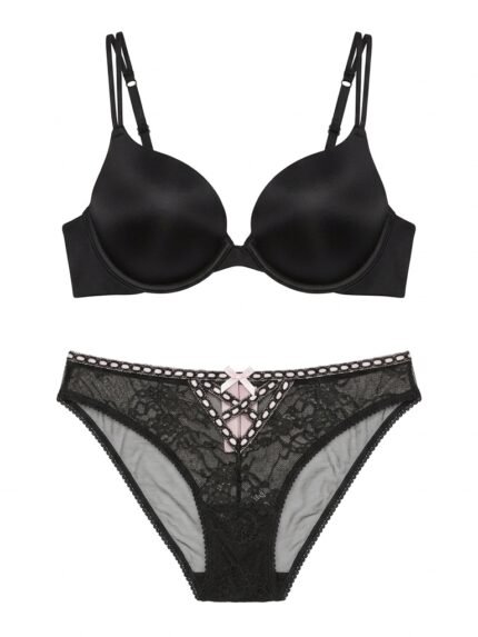 Conjunto negro — vista adicional