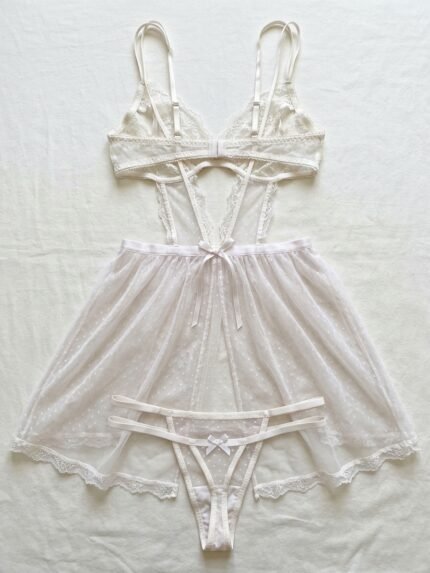 Body blanco con faldita de tul — espalda